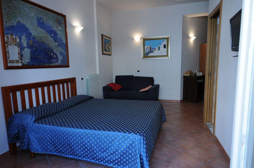 Hotel Re Di Roma Exterior photo